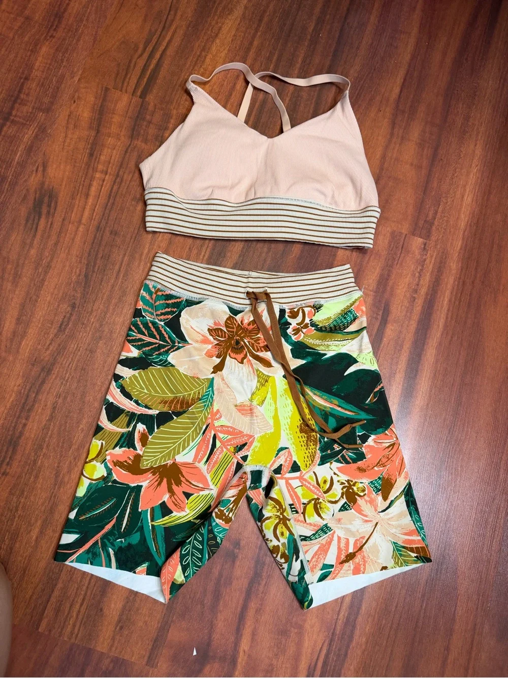 Women’s Tropical Floral High-Waist Bike Shorts - Pink Accents